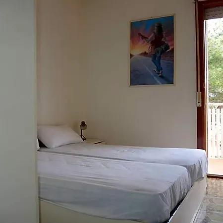 Spacious Flat Near Pluto Hotel