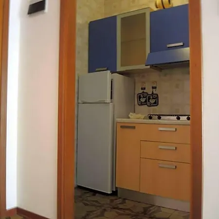 Hotel Spacious Flat Near Pluto 3*