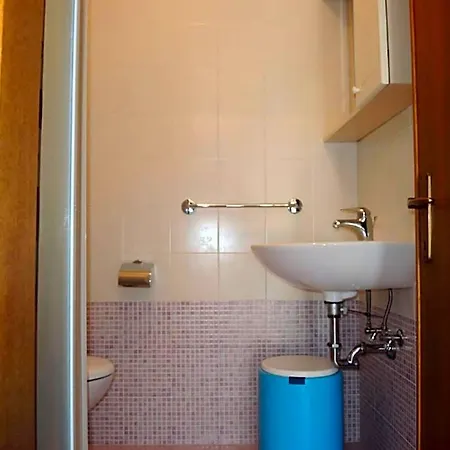 Spacious Flat Near Pluto Hotel 3*